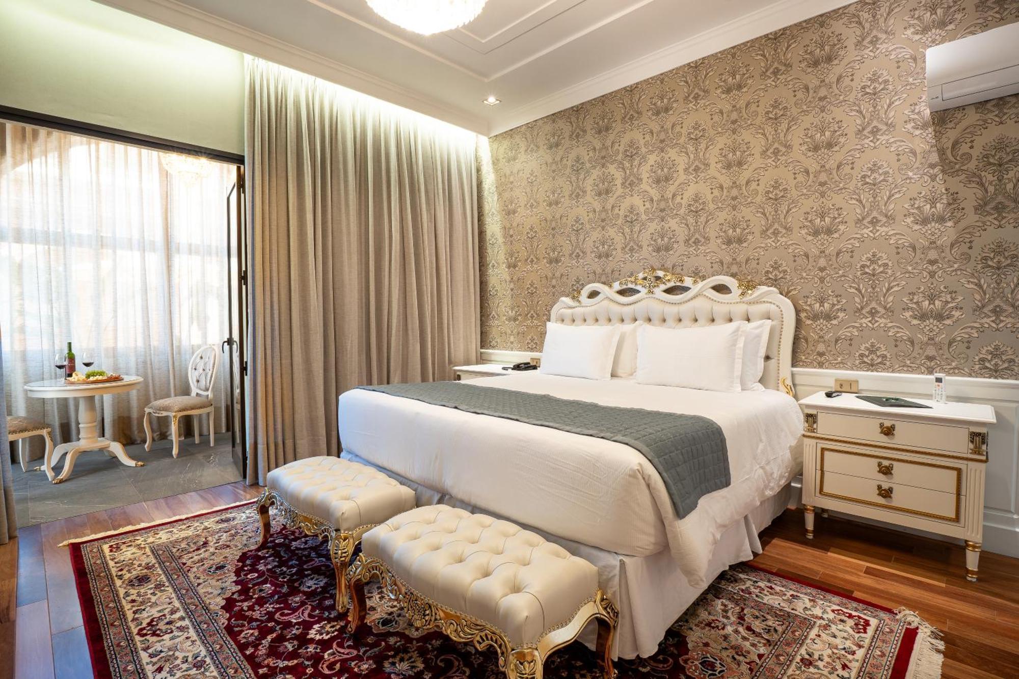 Pousada Luis XV กังโปสดูจอร์เดา ภายนอก รูปภาพ Deluxe Room