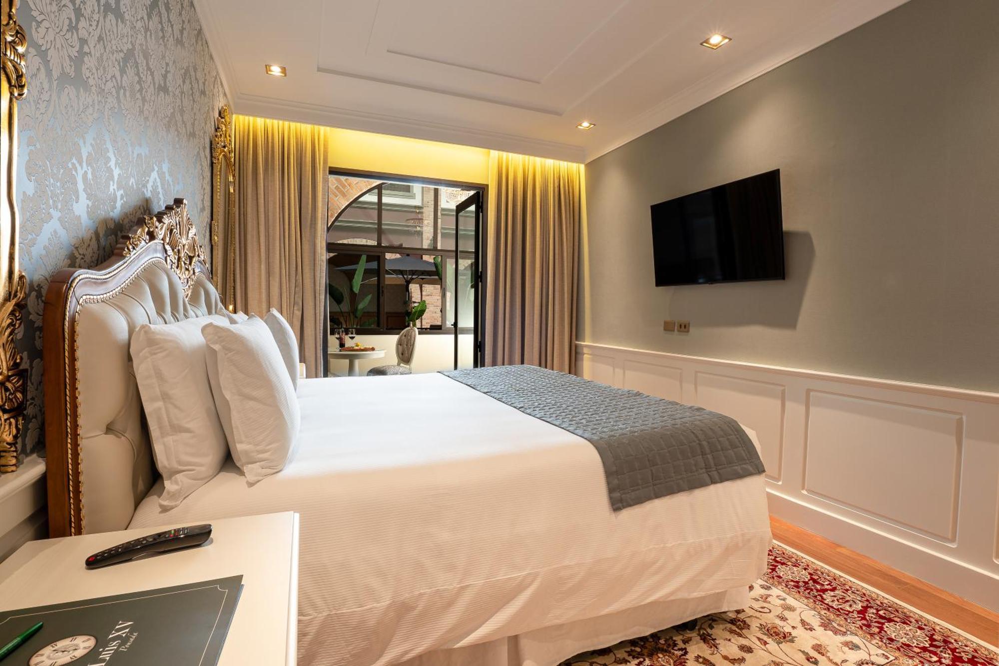 Pousada Luis XV กังโปสดูจอร์เดา ภายนอก รูปภาพ Deluxe Room